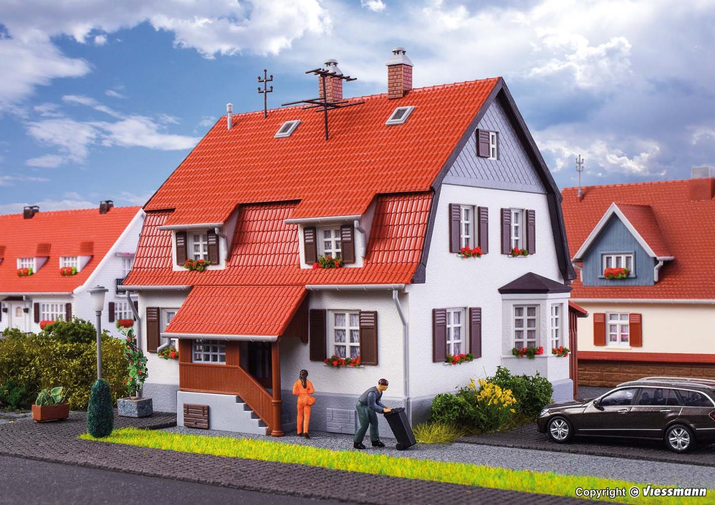 Kibri 38162 Wohnhaus mit Erker - Spur H0 - Bausatz - Neu - OVP