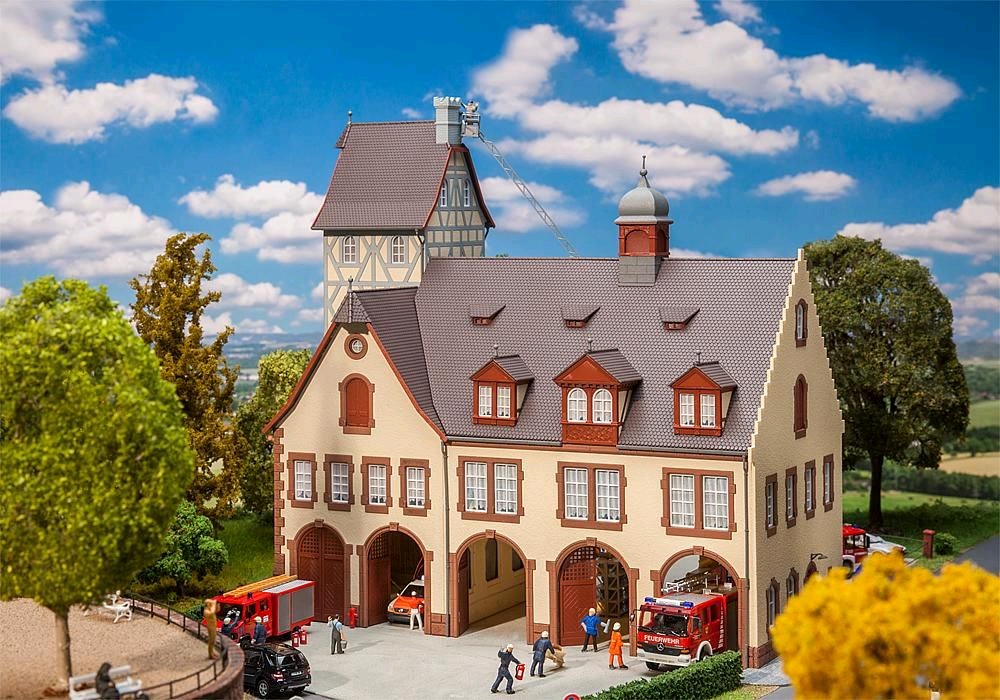Faller 130163 Hauptfeuerwache 1:87 Spur H0 Bausatz Neu OVP