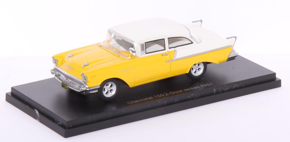 BoS Models BOS635 Chevrolet 150 BelAir 2-door 1957 - 1:43