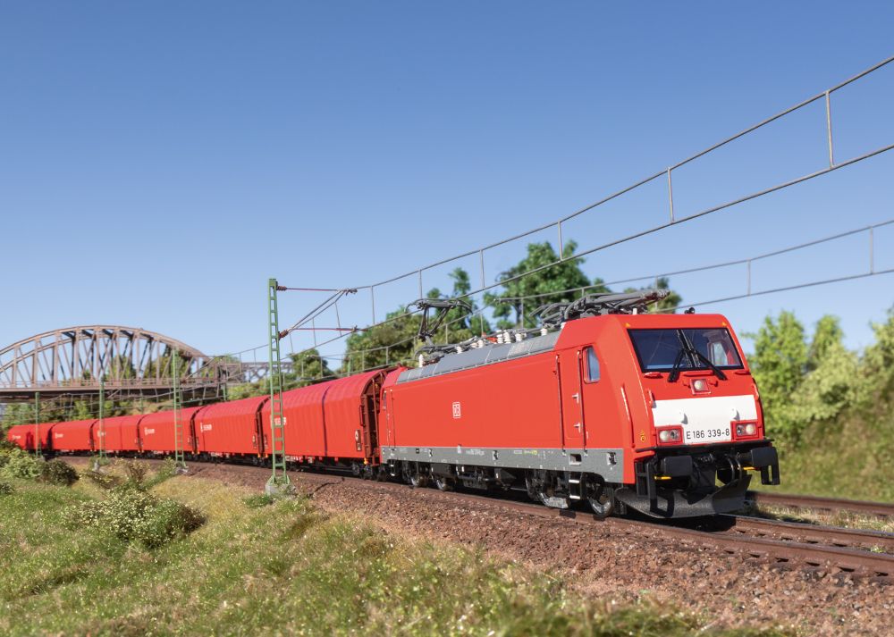 Trix 25800 Elektrolokomotive Baureihe 186 DB AG 1:87 Spur H0