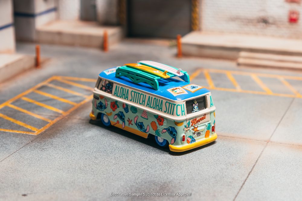 Tarmac Works T64S-005-LS 1:64 VW TRANSPORTER T1 PANEL VAN LILO & STITCH 2025