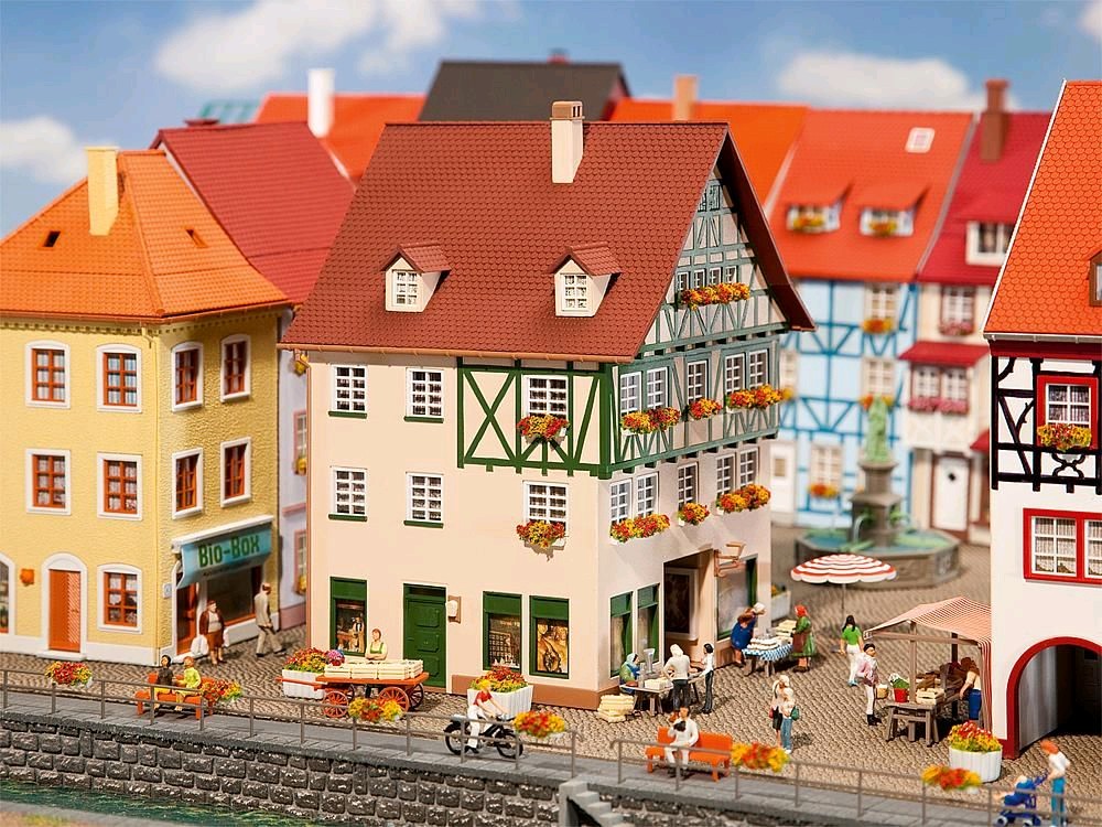 Faller 130492 Stadthaus mit Passage 1:87 Spur H0 Bausatz Neu OVP