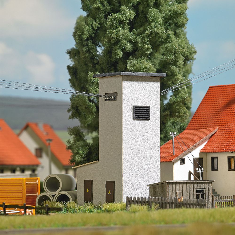 Busch 8824 LPG Trafoturm 1:120 Spur TT Bausatz NEU OVP