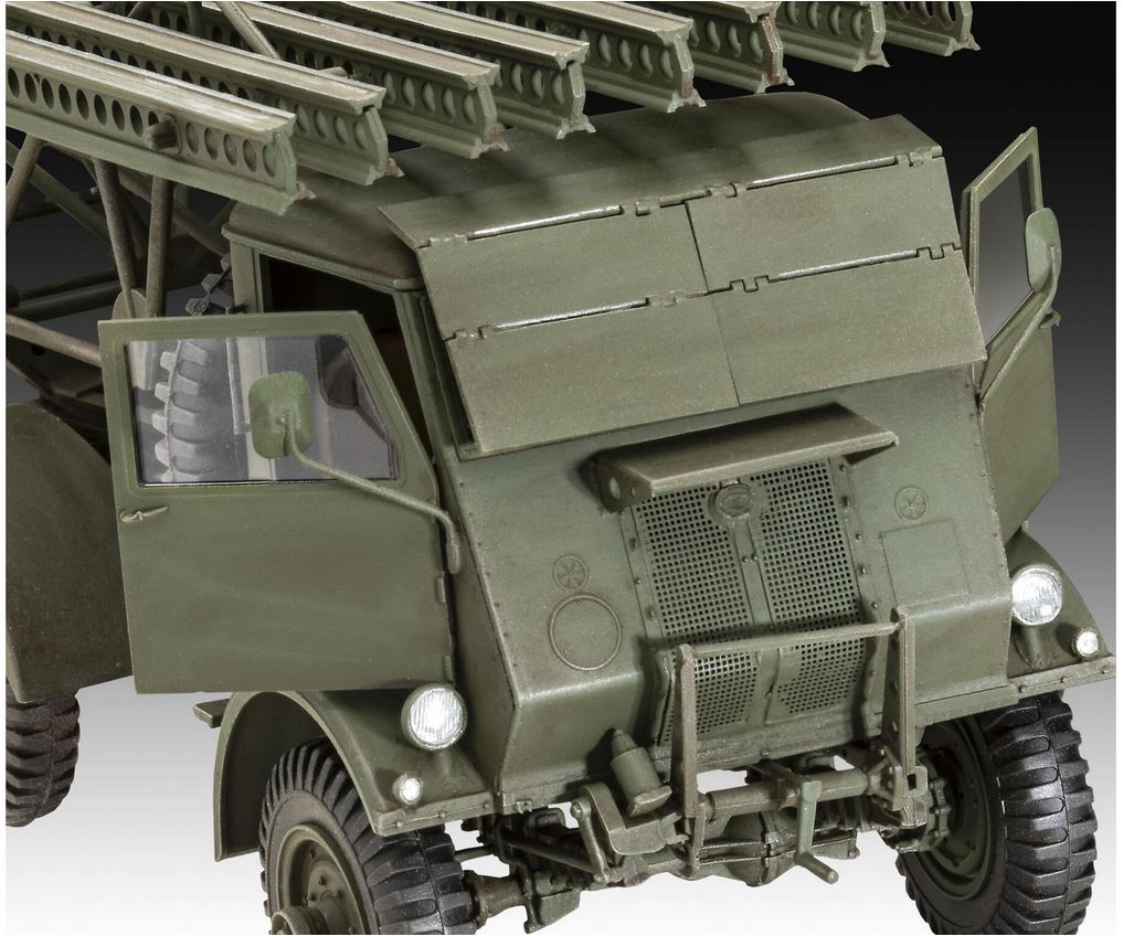 Revell 03338 W.O.T. 8 BM-13-16 Katyusha/Cargo 1:35 Bausatz Neu