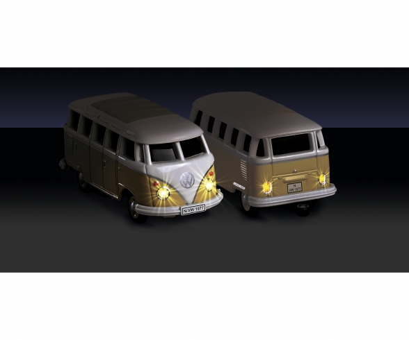 Carson 500504164 VW T1 Samba Bus m. Wohnwg. 2.4G 100% RTR Spur H0