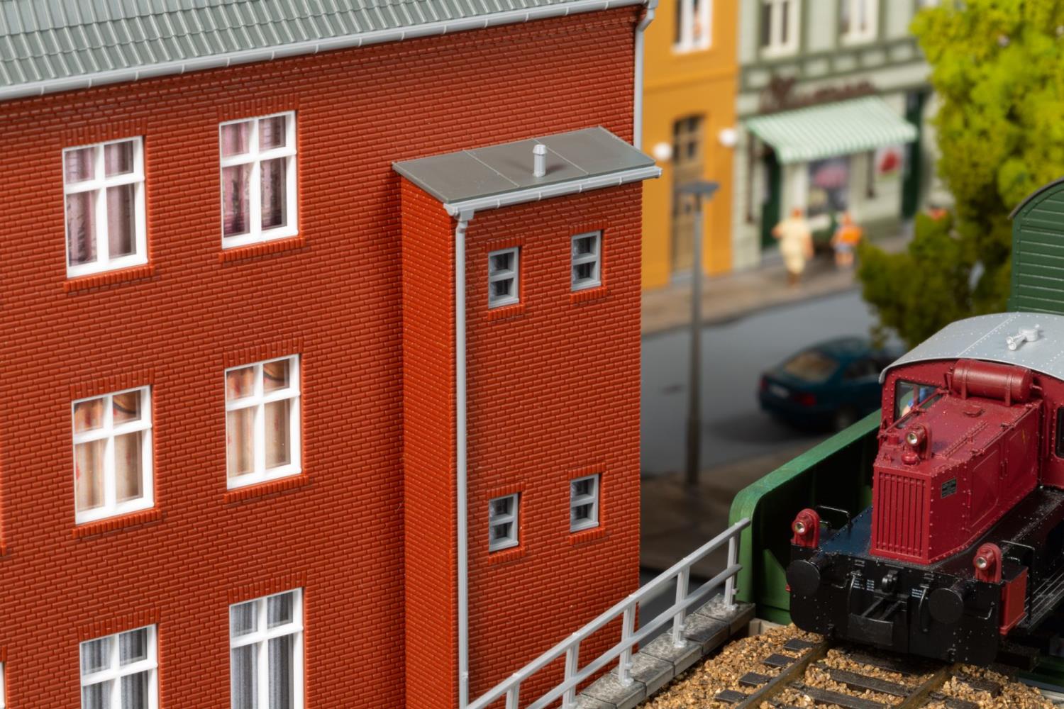 Auhagen 11471 Stadthaus Schmidtstraße 39 “Hotel Schwan” Spur H0