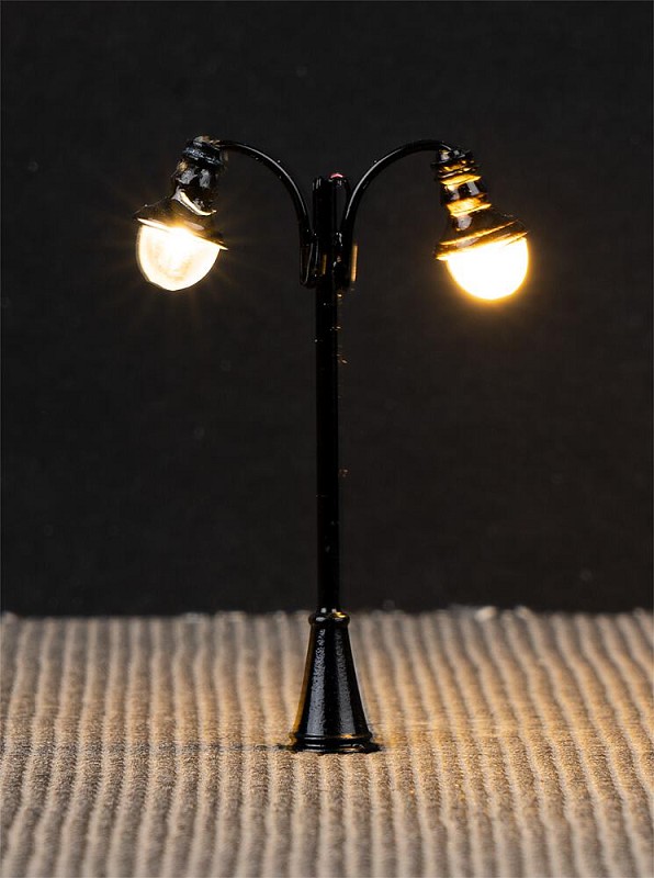 Faller 272126 LED-Laterne, Bogenleuchten, 3 Stück - 1:160 Spur N - Neu