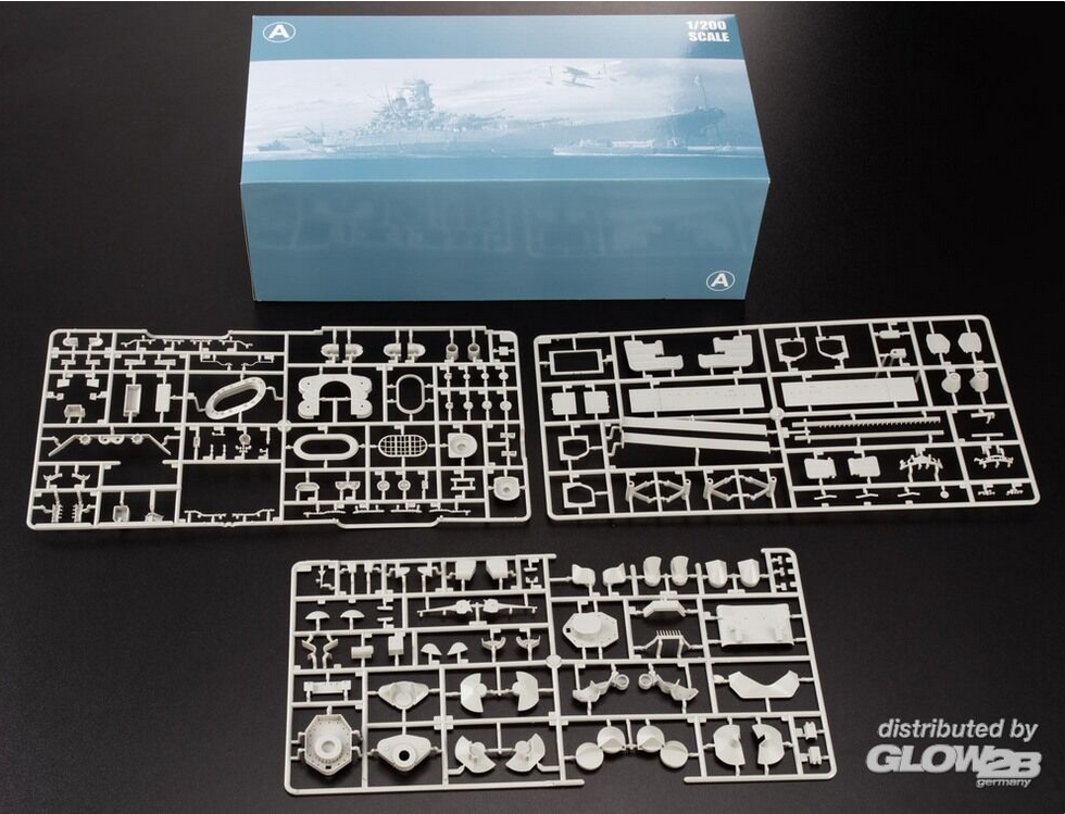 Glow2B 5058052000 YAMATO Battleship PREMIUM 1:200 Bausatz NEU OVP