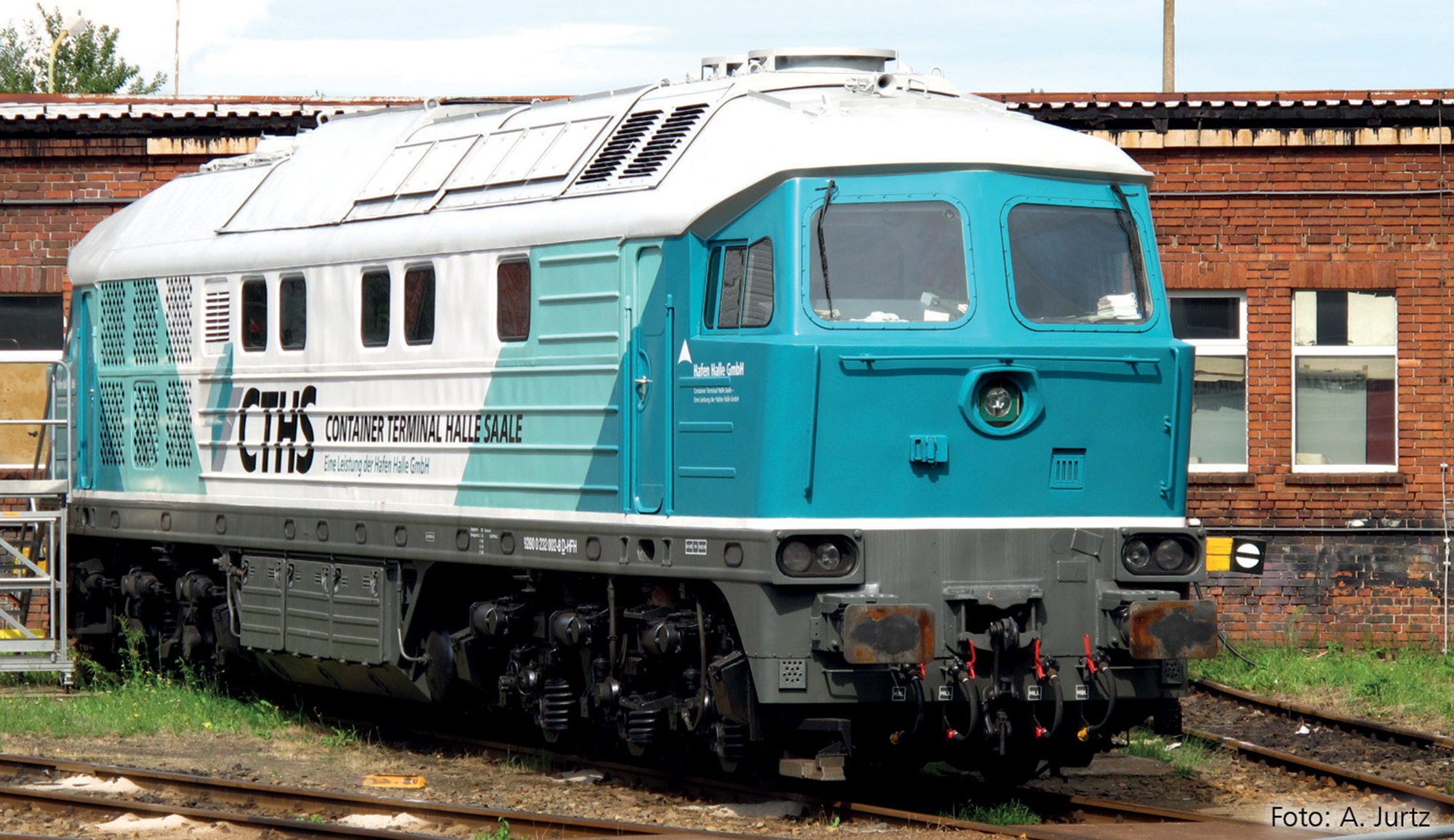 Tillig 05780 Diesellokomotive 232 002-8 der Container Terminal Halle (Saa