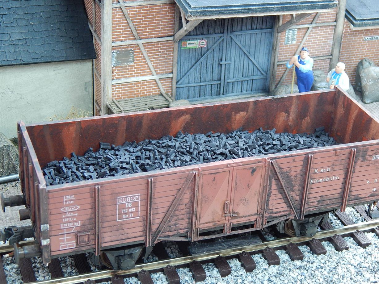 Juweela 24103 Briketts "UNION" LOSE UND EINZELN 150 g 1:32 Spur 1