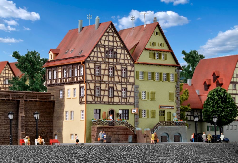 Kibri 37110 N Haus auf der Mauer Schwäbisch Hall, 2 Stück