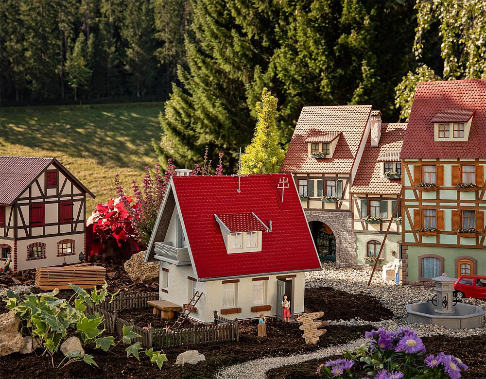 Pola 331092 Einfamilienhaus 1:22,5 Spur G Bausatz Neu OVP