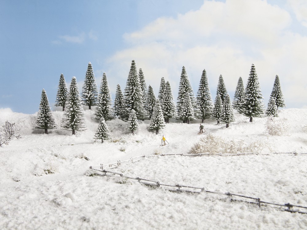 Noch 32828 Schneetannen, 25 Stück, 3,5 - 9 cm hoch