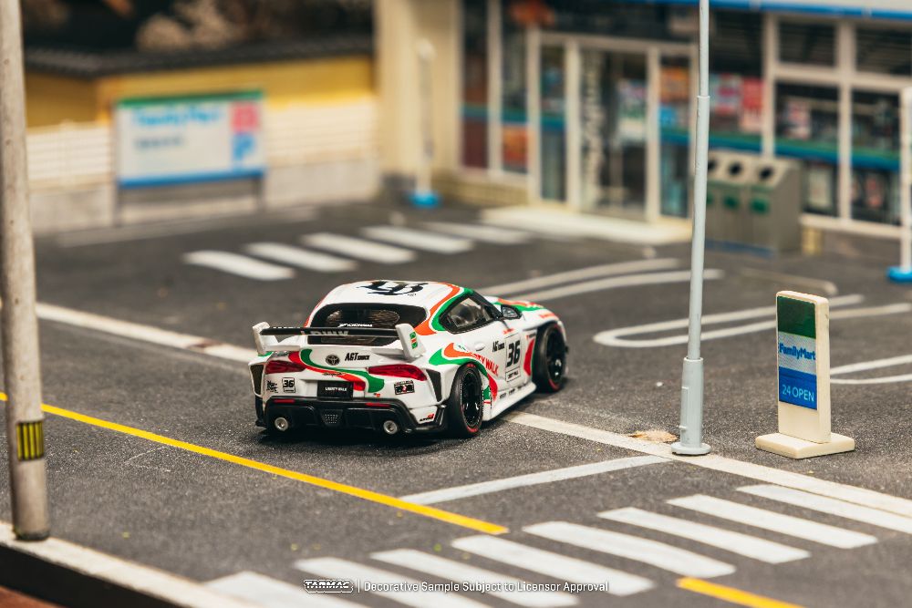 Tarmac Works T64-109-WH 1:64 TOYOTA SUPRA (A90) LB-WORKS CASTROL TRIBUTE 2024