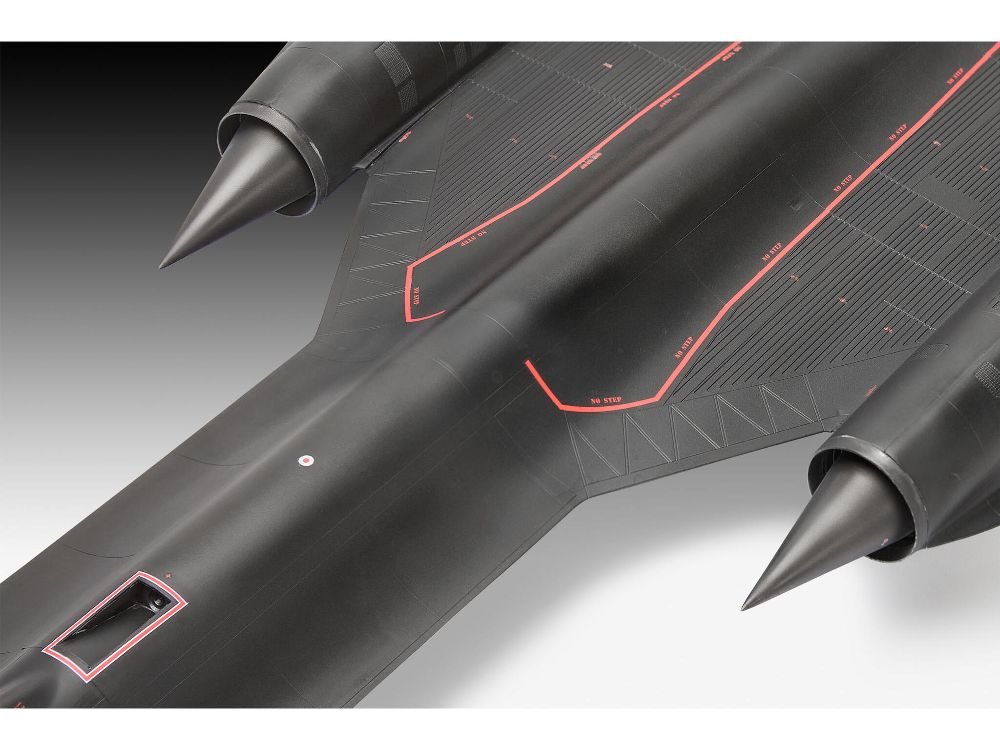 Revell 03751 Lockheed SR-71B Blackbird 1:48 Modellbausatz NEU OVP