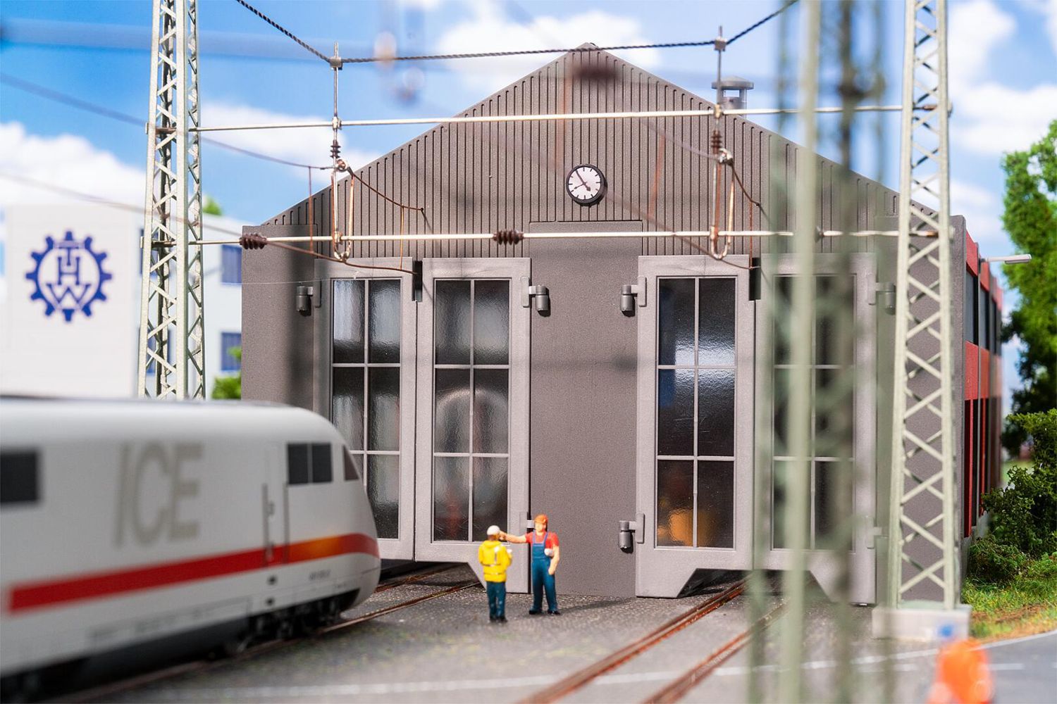 Faller 120079 E-Lokschuppen 2-ständig 1:87 Spur H0 Bausatz Neu