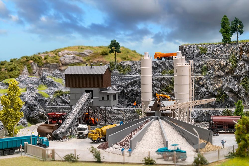 Faller 222228 Betonmischwerk mit Kies-Verladesilo 1:160 Spur N NEU