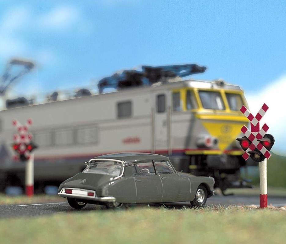 Busch 5968 Bahnübergang Belgien