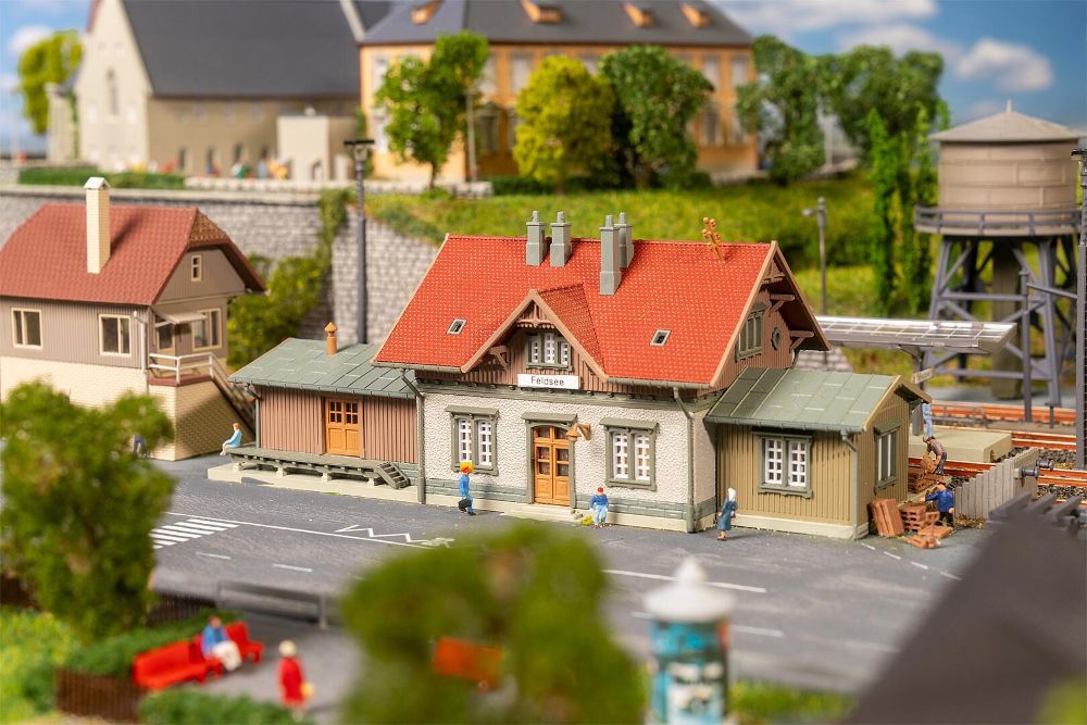 Faller 239011 Aktions-Set Bahnhof Feldsee 1:160 Spur N Bausatz