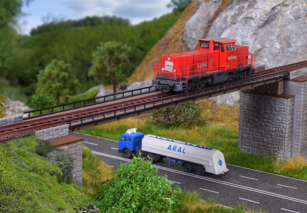 Vollmer 47825 N Schienenbrücke gerade, 2 Stück