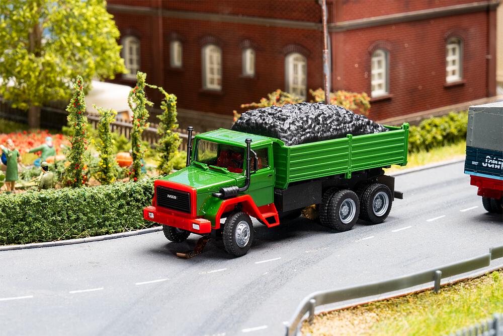 Faller 161453 Iveco Hauber Kipp-LKW (HERPA) Spur H0