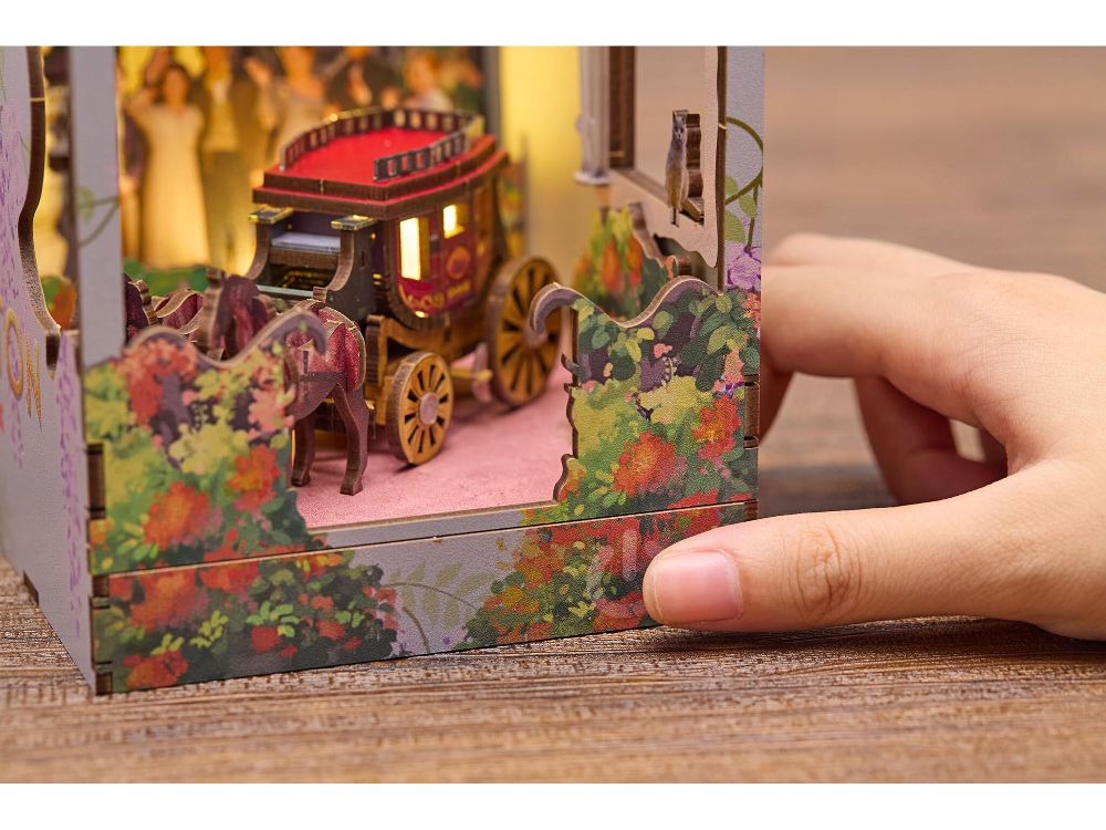 Revell 00543 Tiny Adventures - Bridgerton "Into the Light" Book Nook
