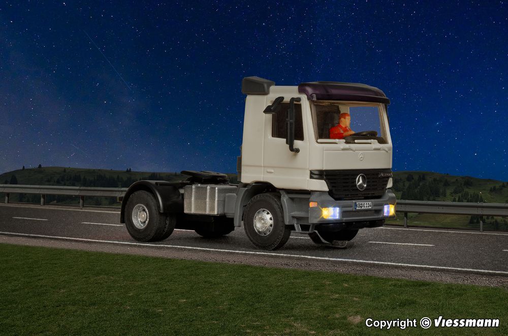 Viessmann 8114 MB ACTROS 2-achs Sattelschlepper Basis 1:87 Spur H0