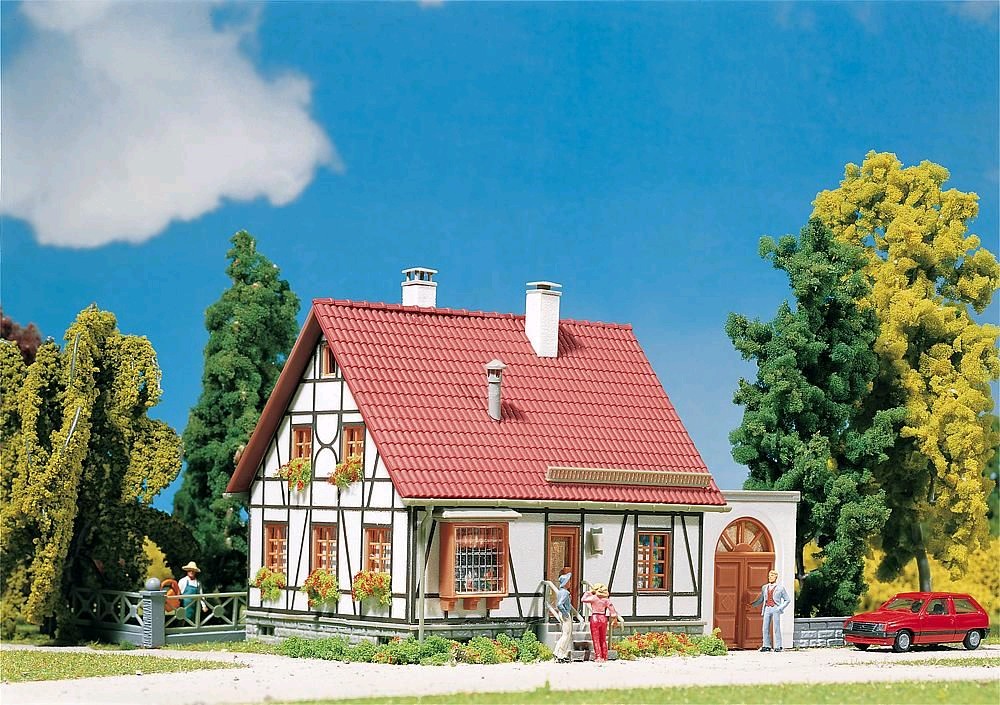 Faller 232215 Fachwerkhaus mit Garage 1:160 Spur N Neu OVP