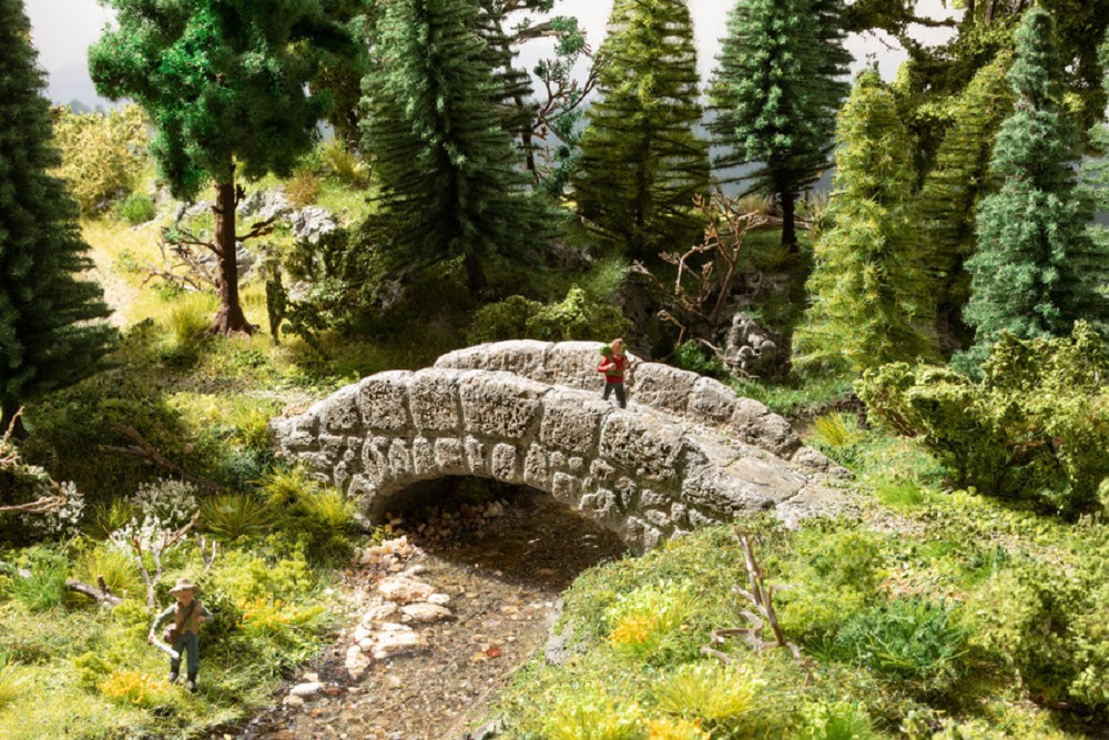 Noch 58694 Waldtobelbrücke 1:87 Spur H0 Fertigmodell Neu OVP