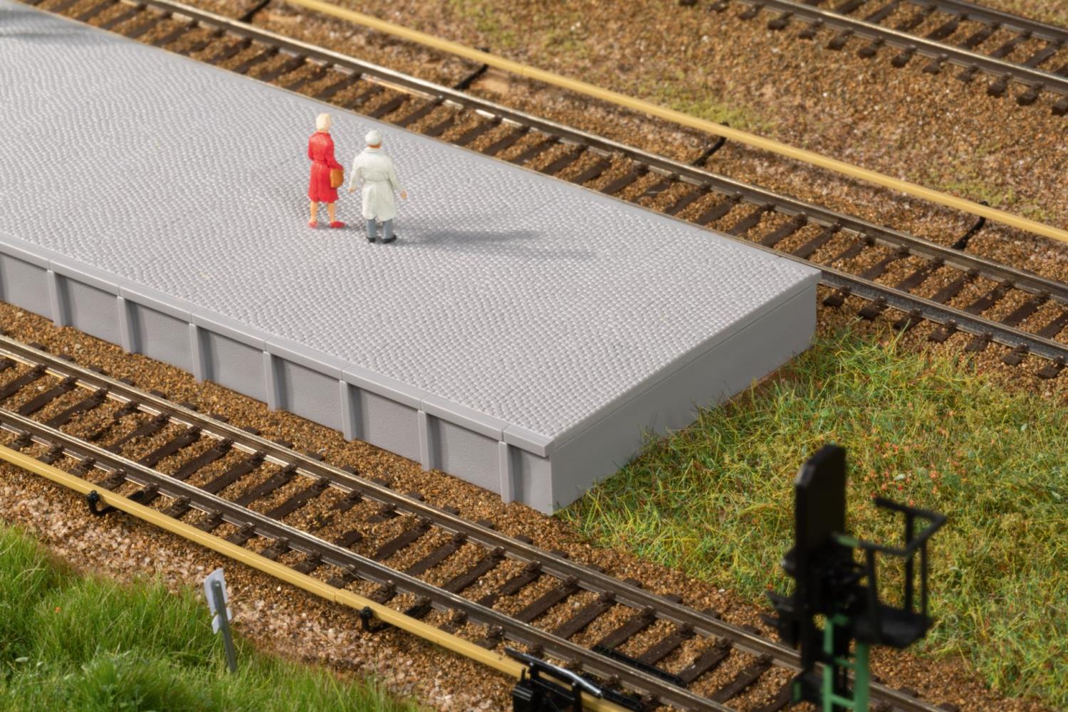 Auhagen 43688 Bahnsteig ohne Überdachung 1:120 Spur TT Neu OVP