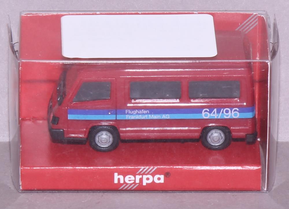 Herpa 043014 Mercedes Benz 100D Bus HD Flughafen FRA - 1:87