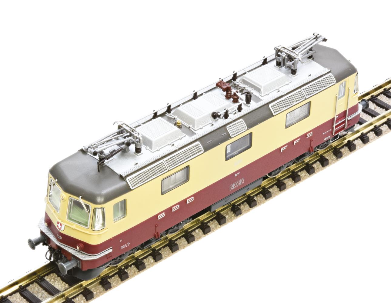 Fleischmann 732470 Elektrolokomotive Re 4/4 II 11251 SBB 1:160 Spur N