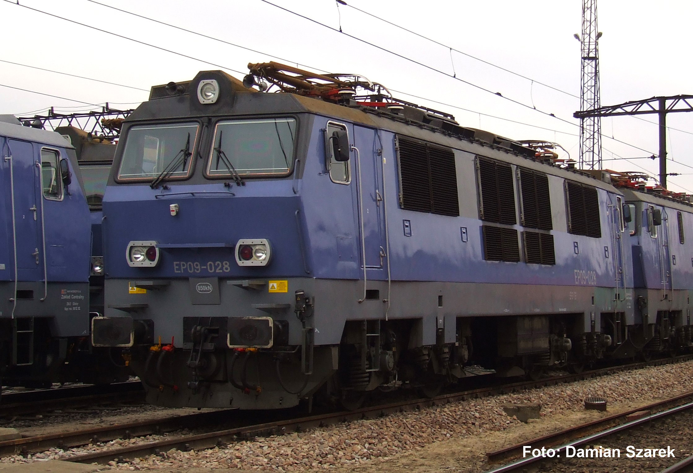 Piko 97533 E-Lok/Sound EP09 PKP IC VI  + PluX22 Dec.
