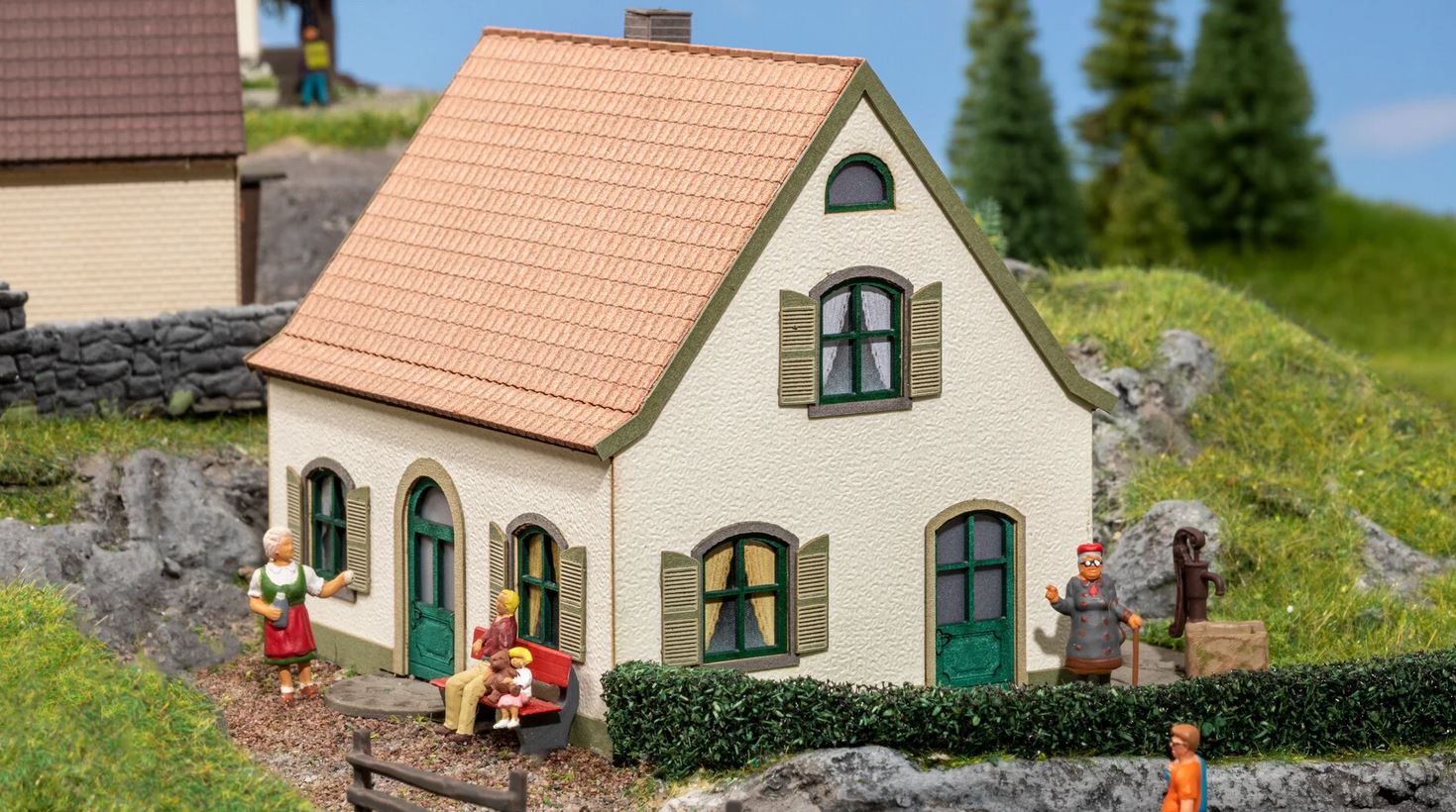Noch 66608 Kleines Einfamilienhaus - Spur H0 - Bausatz - Neu - OVP