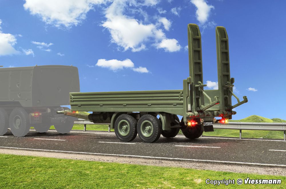Viessmann 8220 Tandem Tieflader Militär Funktionsmodell 1:87 Spur H0