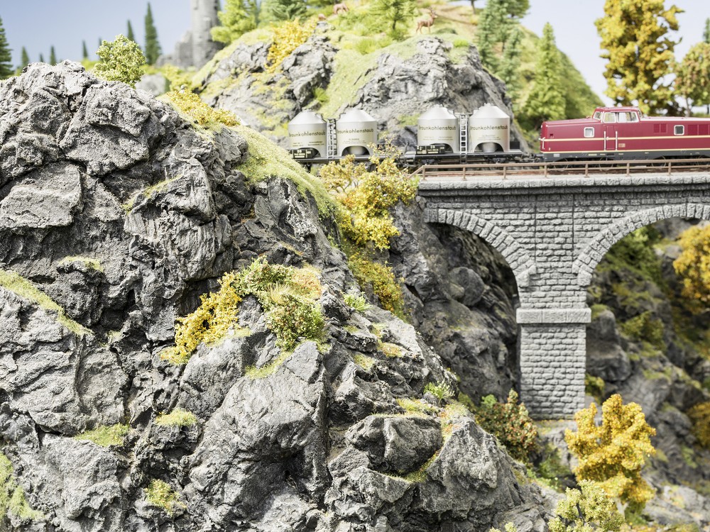 Noch 58462 Felsplatte "Basalt"