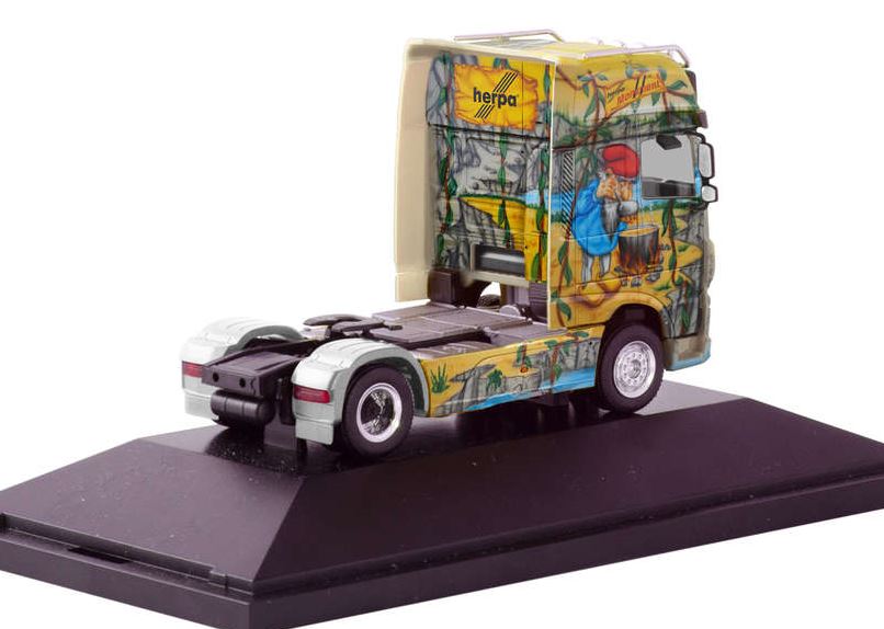 Herpa 110990 DAF XF E6 facellift Zugmaschine/PB 1:87 H0