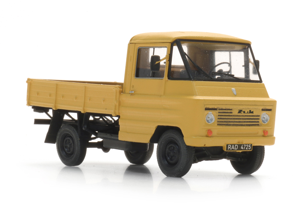 Artitec 387.743 Zuk A11 Pritschenwagen gelb