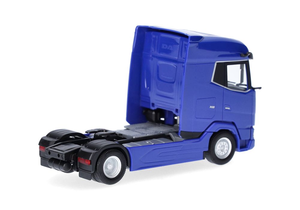 Herpa 320887 DAF XG facelift Zugmaschine 2achs blau 1:87 Spur H0