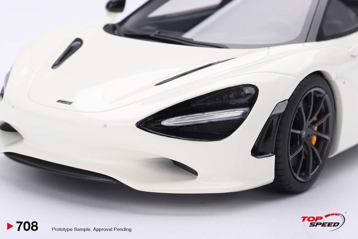 Top Speed 708 1:18 MCLAREN 750S BASE WHITE 2025