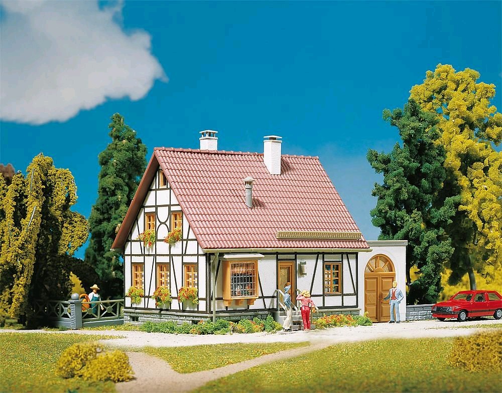 Faller 130215 Fachwerkhaus mit Garage 1:87 Spur H0 Bausatz Neu OVP