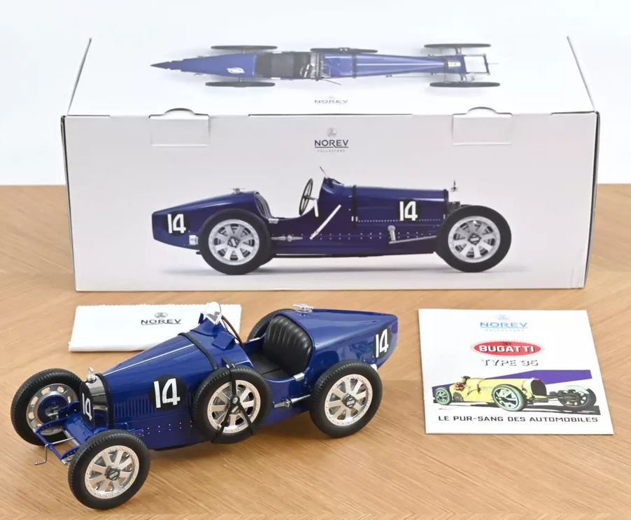 Norev 125703 Bugatti T35 1925 Dunkelblau 1:12 Standmodell NEU