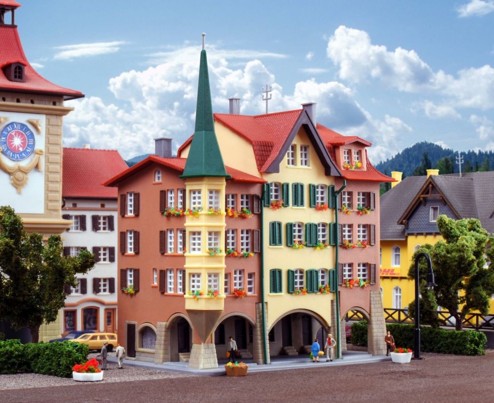 Kibri 36801 Z Stadthäuser Biel, 3 Stück
