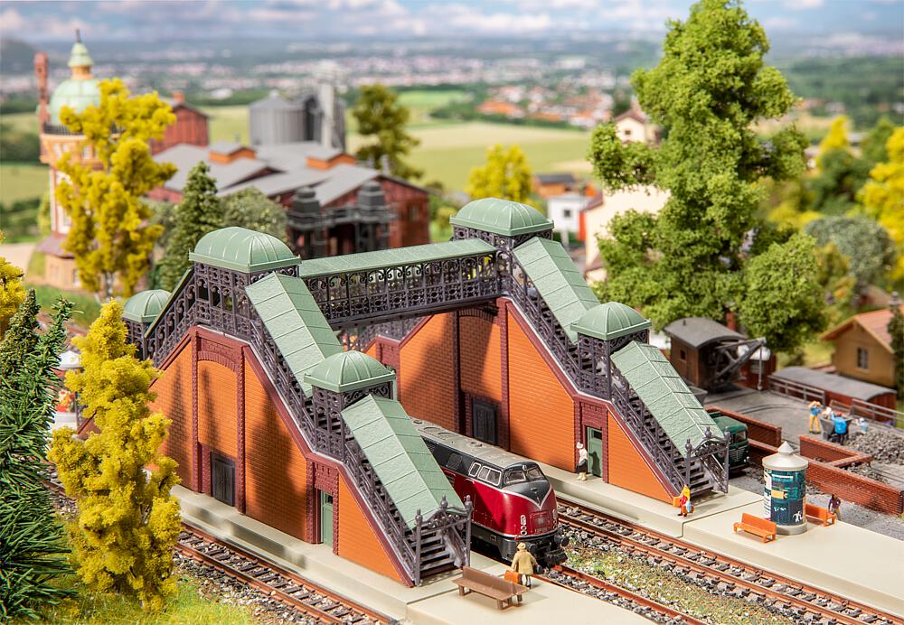 Faller 231714 Fußgängerbrücke 1:160 Spur N Bausatz Neu OVP