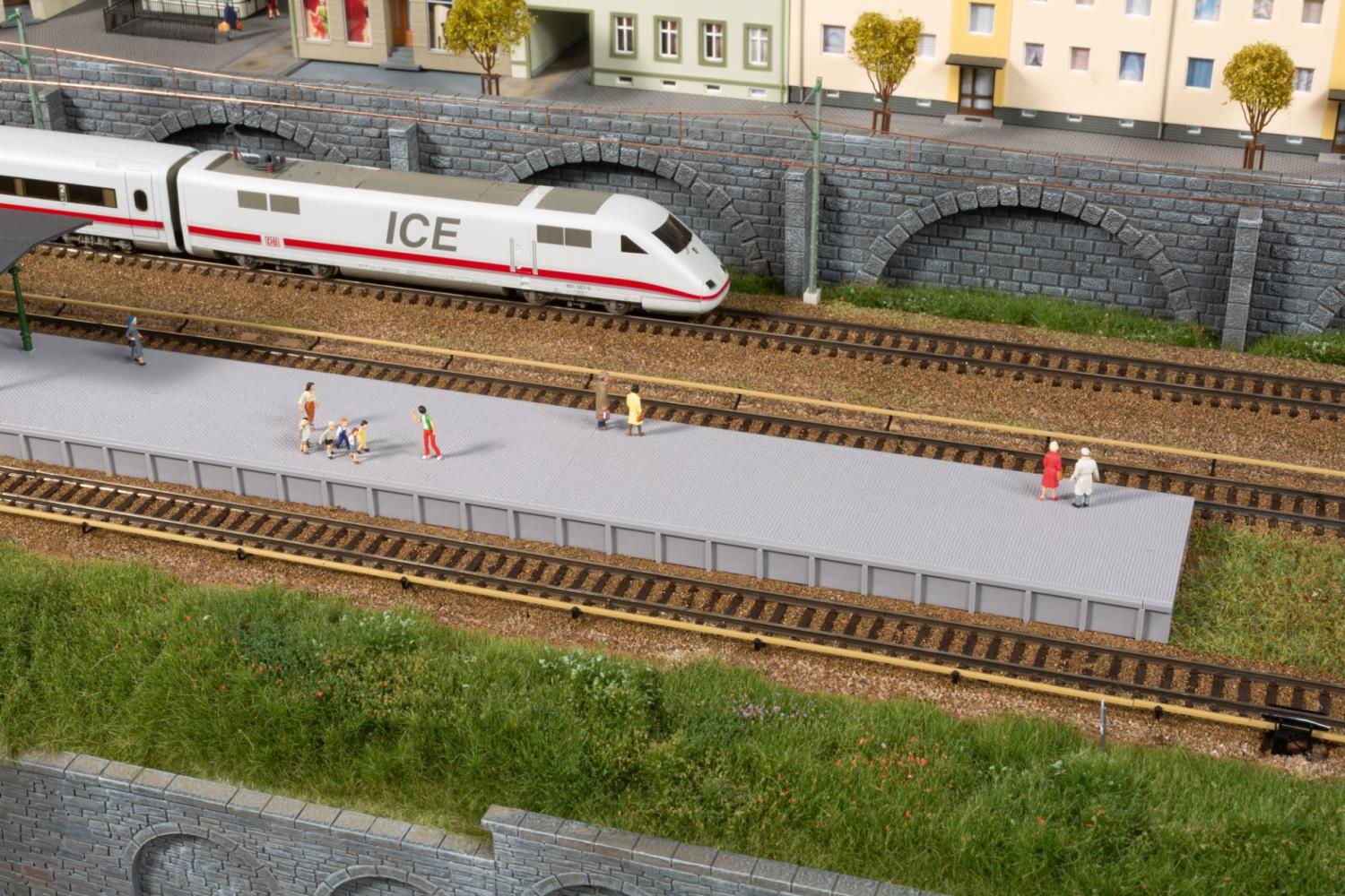 Auhagen 43688 Bahnsteig ohne Überdachung 1:120 Spur TT Neu OVP