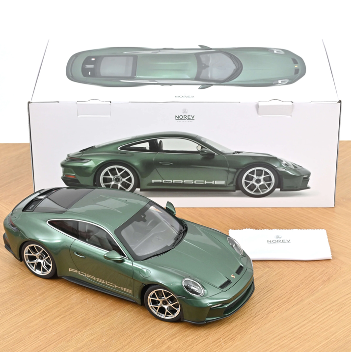 Norev 127552 Porsche 911 S/T 2023 Malachitgrünmetallic 1:12 NEU