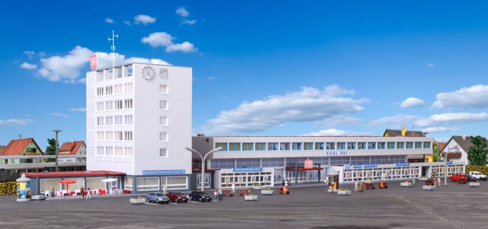 Kibri 37517 N Bahnhof Kehl inkl. Etageninnenbeleuchtung,Funktionsbausatz