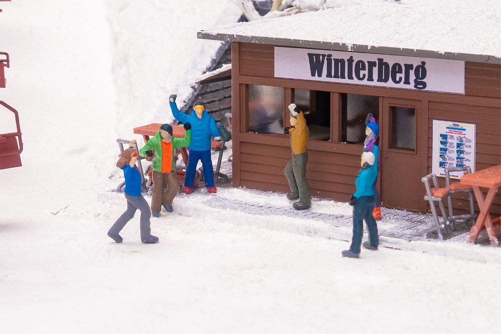 Faller 151732 Après-Ski-Feiernde 1:87 Spur H0 NEU OVP Figuren