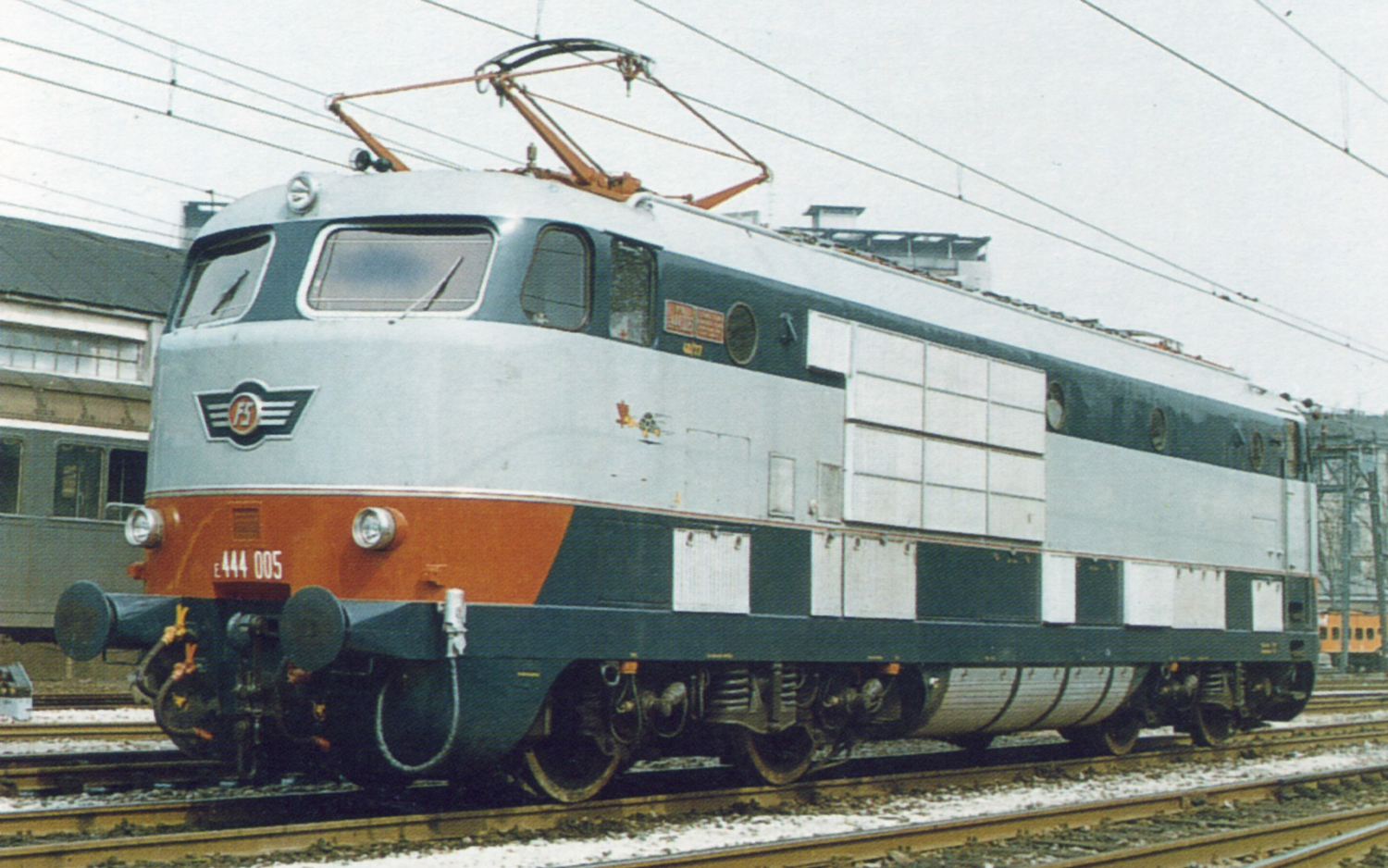 Arnold HN2701 FS, Elektrolokomotive E.444 005, Vorserienlok mit Versuchslü