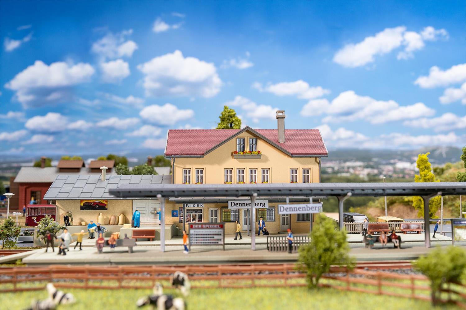 Faller 239007 Aktions-Set Bahnhof Dennenberg 1:160 Spur N Neu